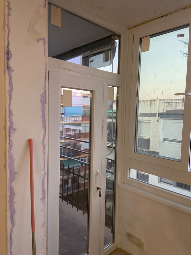 Porte-fenêtre en PVC